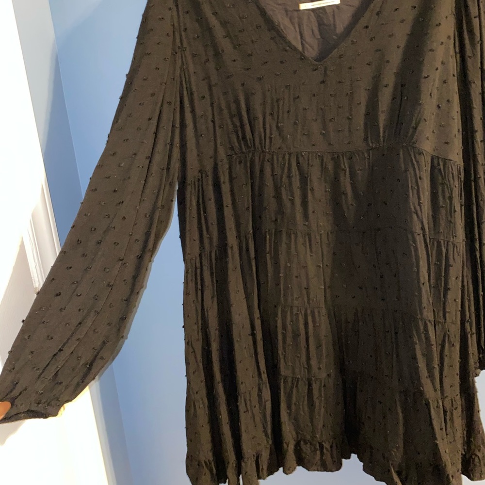 Black Urban Outfitters tiers long sleeve dress 🤤
